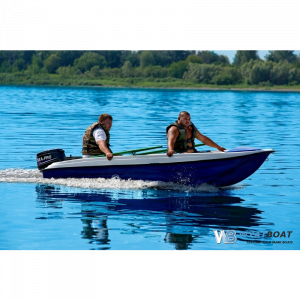 Стеклопластиковая лодка Пингвин (тримаран)