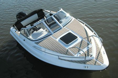 Катер Phoenix 560